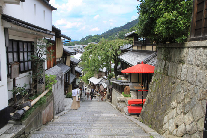 清水坂・その３ 清水寺門前へ: 京都を歩くアルバム